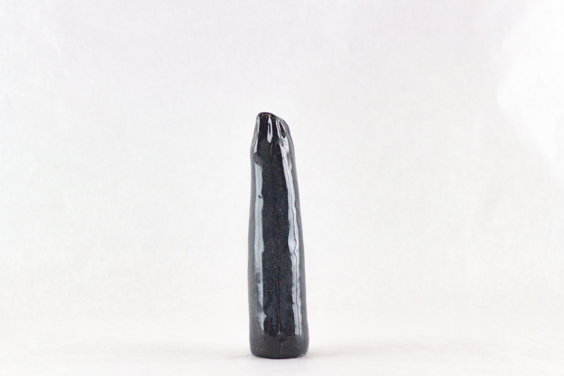 Gode en céramique - La courgette noir épicé de La Mère Michet