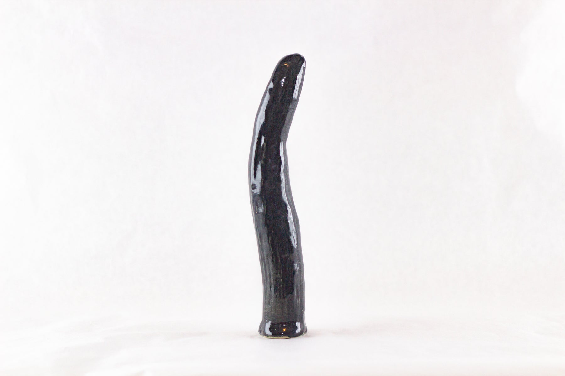 Gode en céramique - Le concombre noir épicé de La Mère Michet