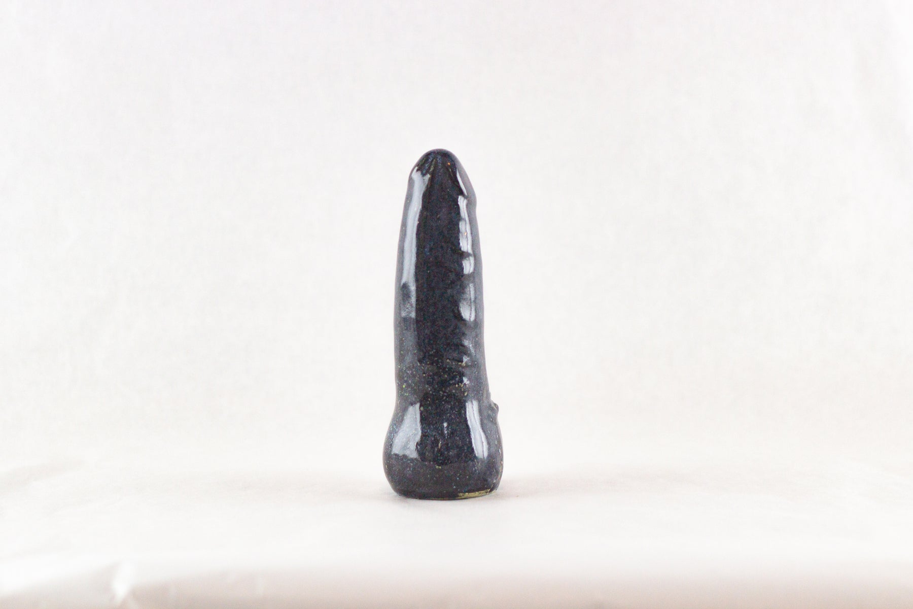 Gode en céramique - Le réaliste noir épicé de La Mère Michet