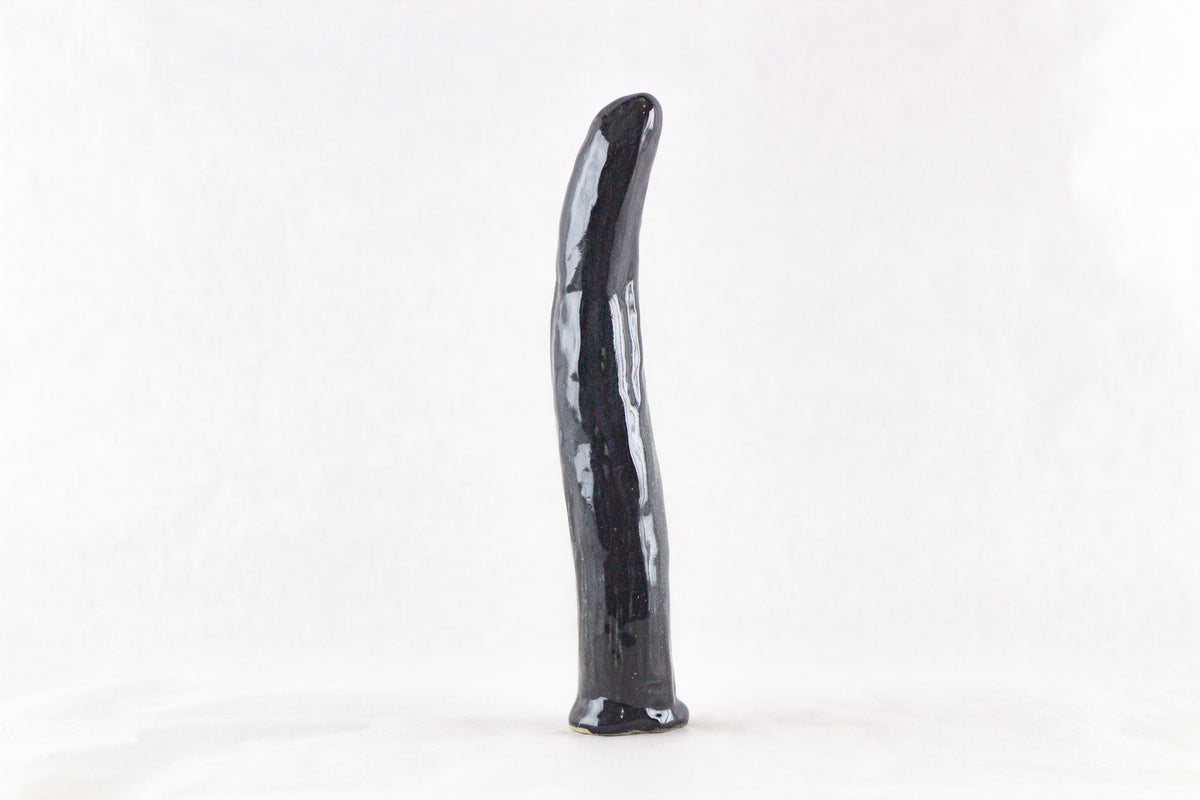 Gode en céramique - Le concombre noir épicé de La Mère Michet